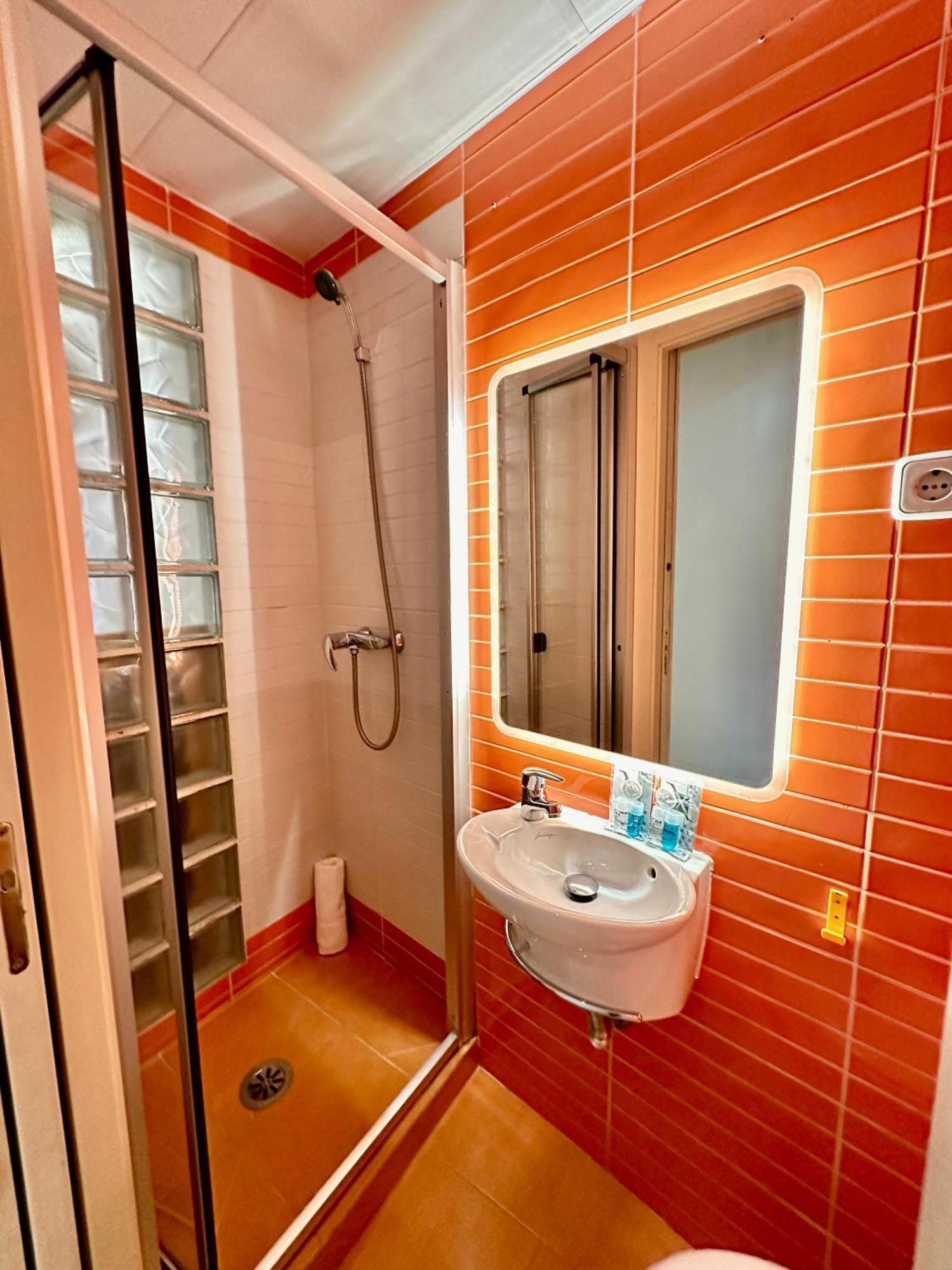 Wakaflats 3, Centro Madrid, Chueca, Barbi Apartment ภายนอก รูปภาพ